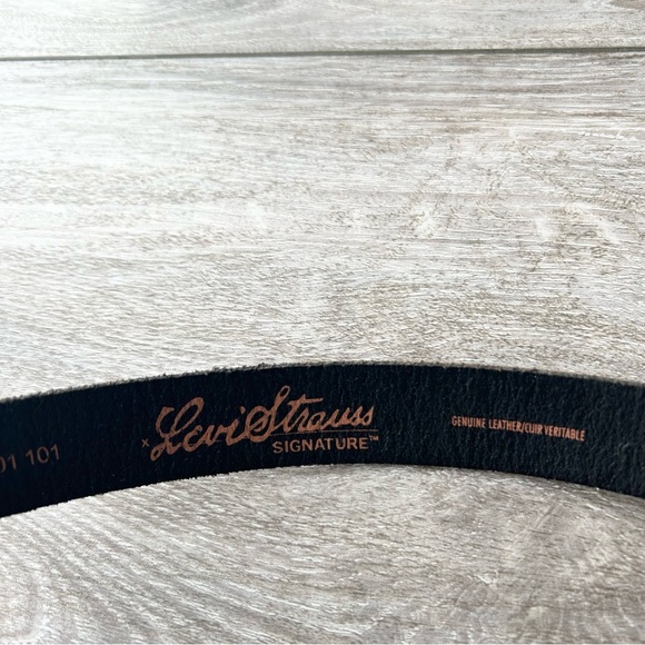 LEVI'S Casual Black Genuine Leather Embossed Belt - Picture 4 of 13